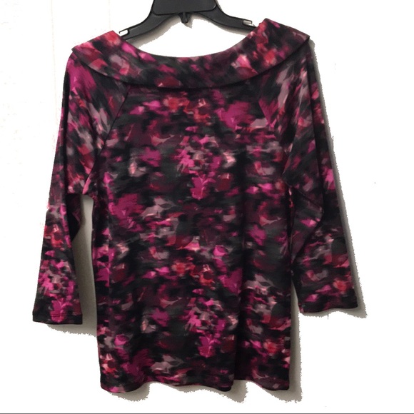 Beautiful Rafaela NWOT pullover - Picture 2 of 7